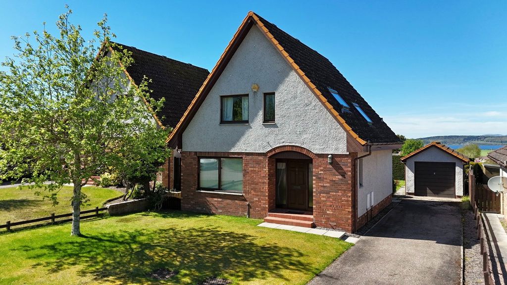 3 bed detached house for sale4 Wellside Road, Inverness IV2