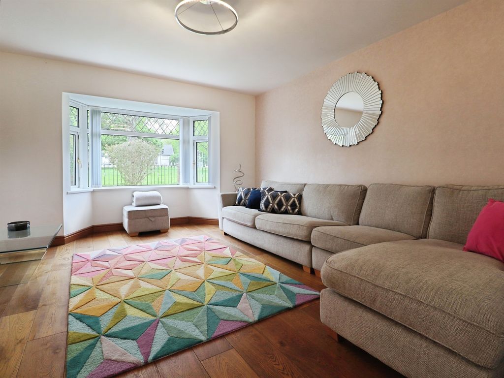 Additional image 7 of 4 bed semi-detached house for saleAxbridge Crescent, Llanrumney, Cardiff CF3