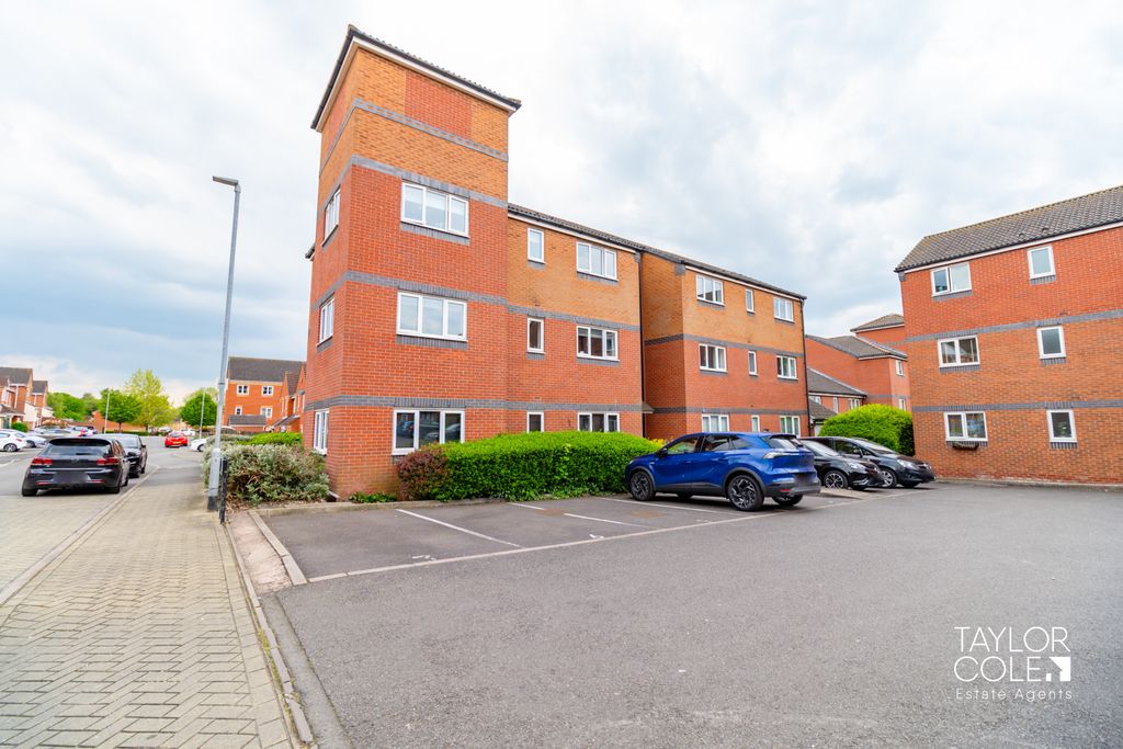 2 bed flat for salePeel Drive, Wilnecote, Tamworth B77