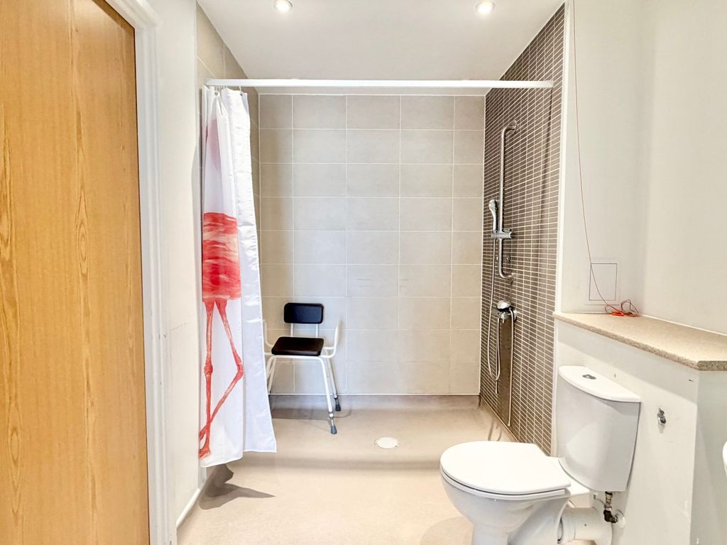 Additional image 10 of 2 bed flat for saleBuxton Drive, Bexhill-On-Sea TN39