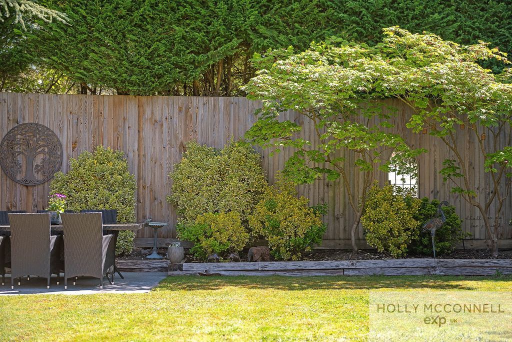Additional image 34 of 6 bed detached house for saleBird In Hand Lane, Bromley BR1