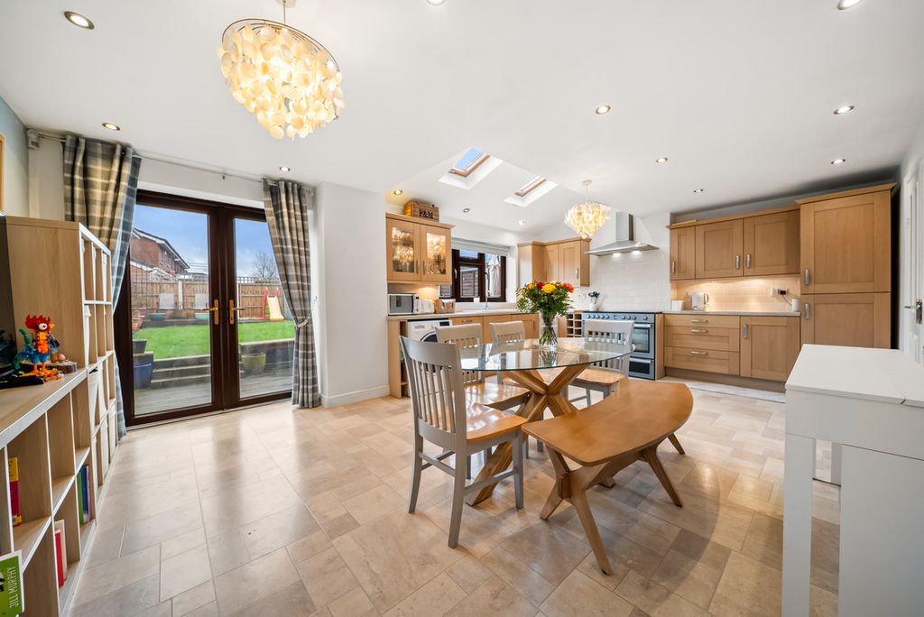 Additional image 5 of 4 bed semi-detached house for saleBlithfield Drive, Brierley Hill DY5