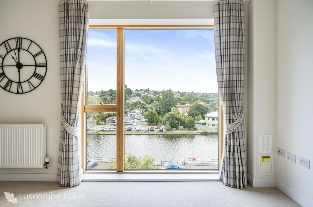 Additional image 4 of 2 bed flat for saleDart View House, Baltic Way, Totnes TQ9