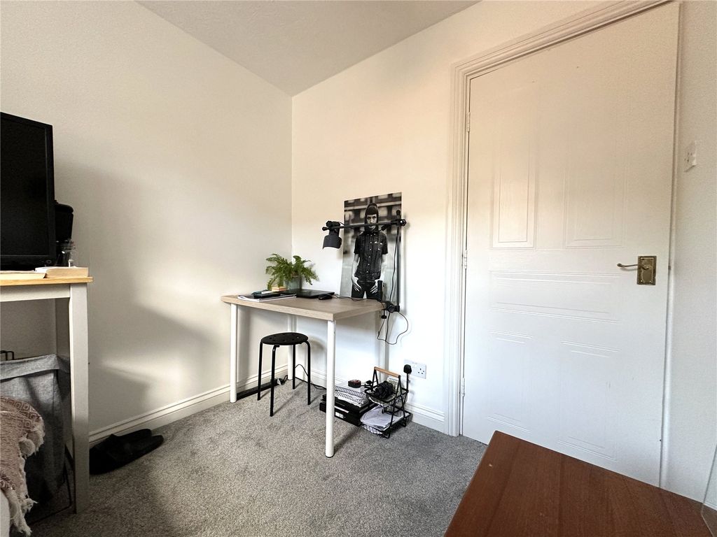 Additional image 11 of 2 bed flat for saleThe Orkneys, 3 Salisbury Road, Blandford Forum, Dorset DT11