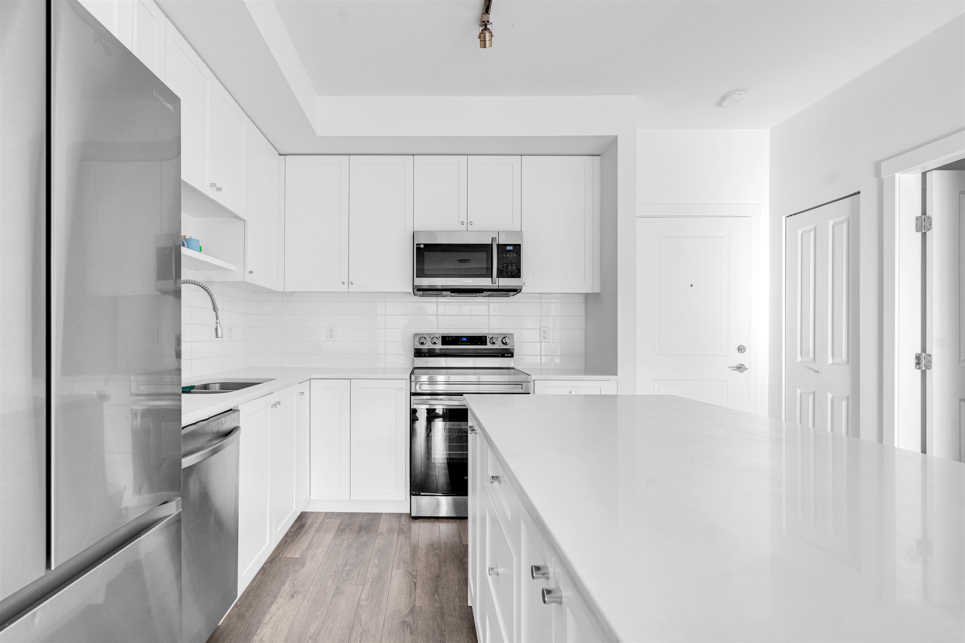 Additional image 2 of 418-15825 85 Avenue, Surrey, BC, V4N 6W9