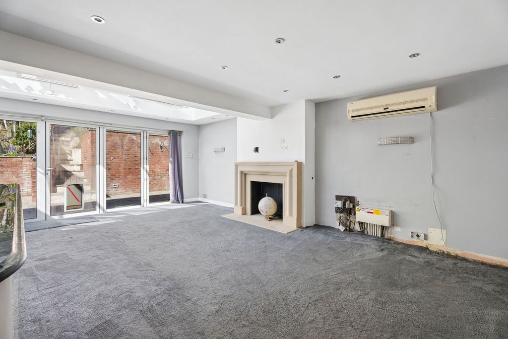 Additional image 8 of 5 bed semi-detached bungalow for saleSt Georges Drive, Carpenders Park, Watford WD19