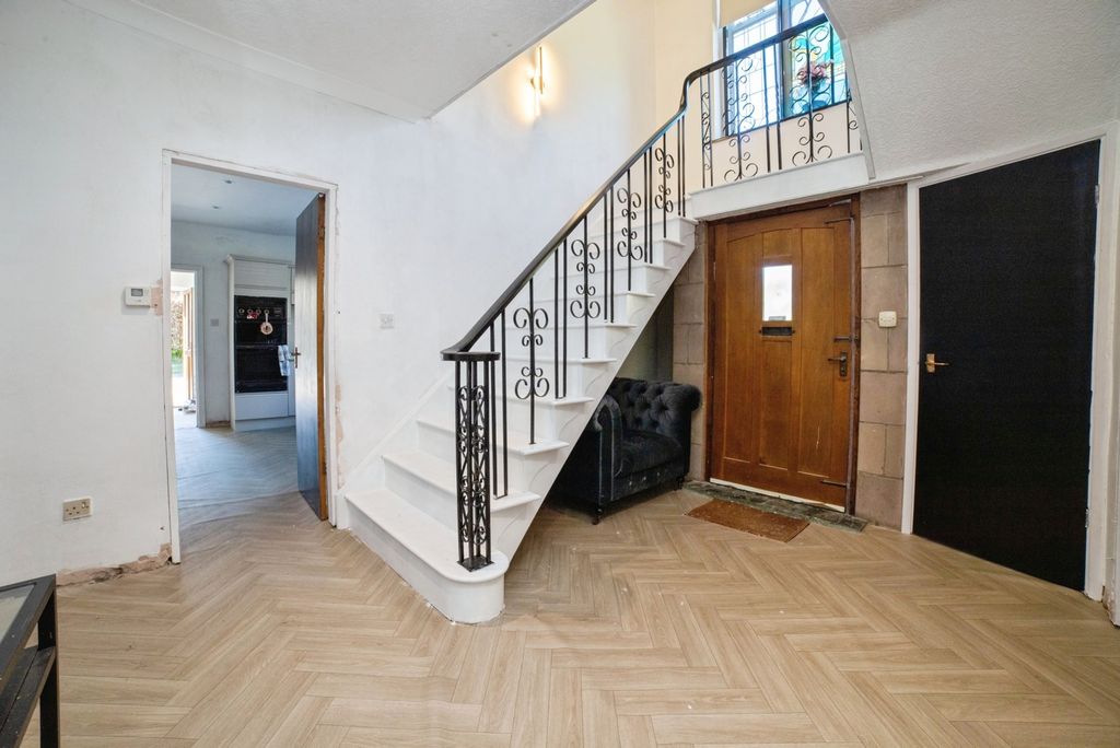 Additional image 6 of 5 bed detached house for saleWingfield Road, Alfreton, Derbyshire DE55