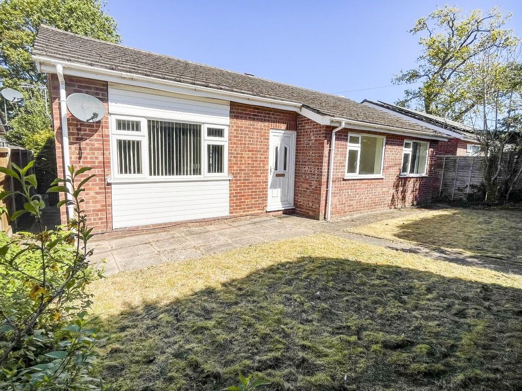 4 bed detached bungalow for saleThe Paddocks, Brandon IP27
