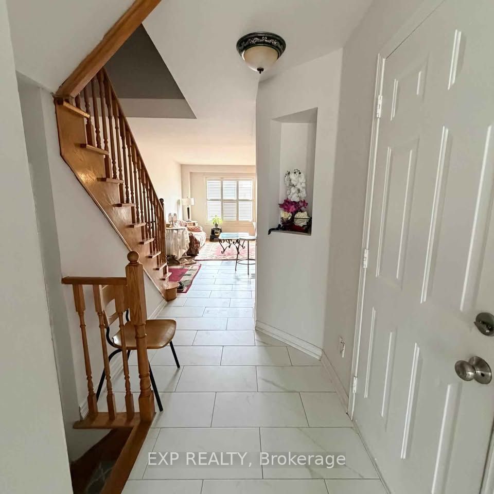 Additional image 2 of G-35 View Green Crescent, Toronto, ON, M9W 7E1