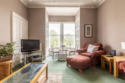 Warrender Park Terrace, Meadows, Edinburgh EH9