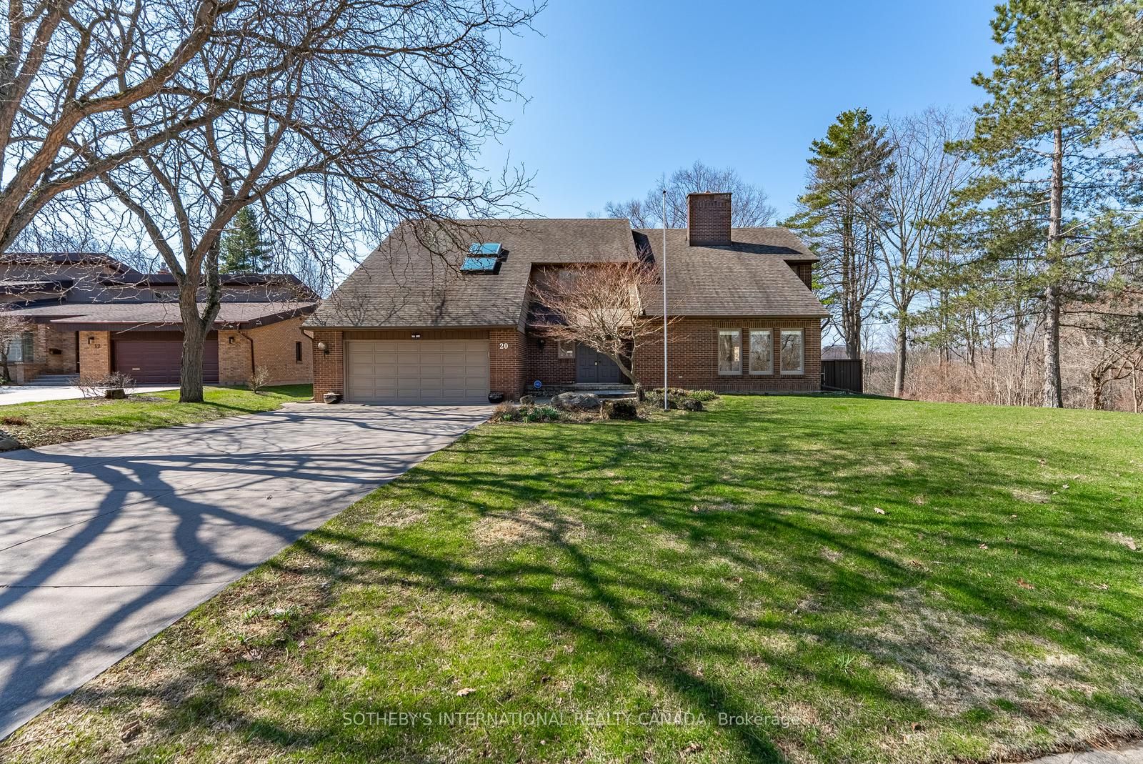 20 Ridgeview Court, Hamilton, ON, L9G 3X9