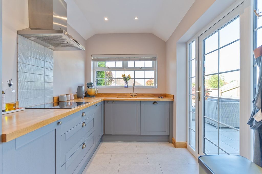 Additional image 2 of 3 bed semi-detached house for saleStelvio Park Drive, Newport NP20