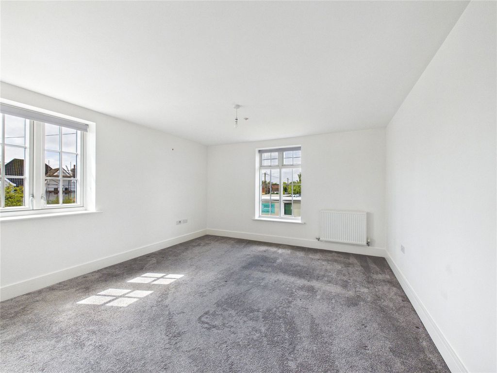 Additional image 5 of 2 bed flat for saleGrundisburgh Road, Woodbridge, Suffolk IP12