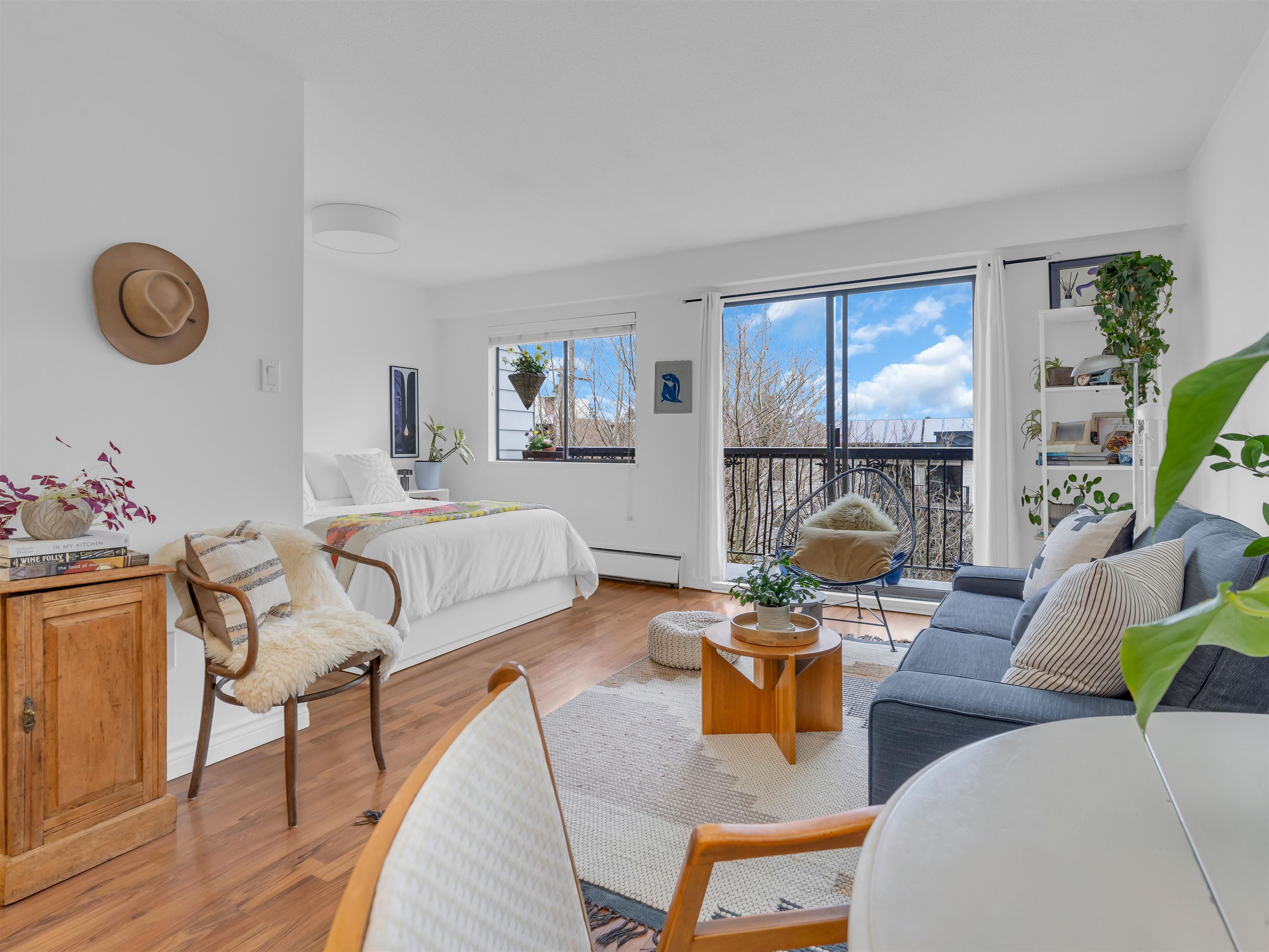 Additional image 2 of 302-2330 Maple Street, Vancouver, BC, V6J 3T6