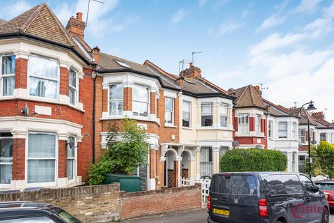 Rathcoole Avenue N8