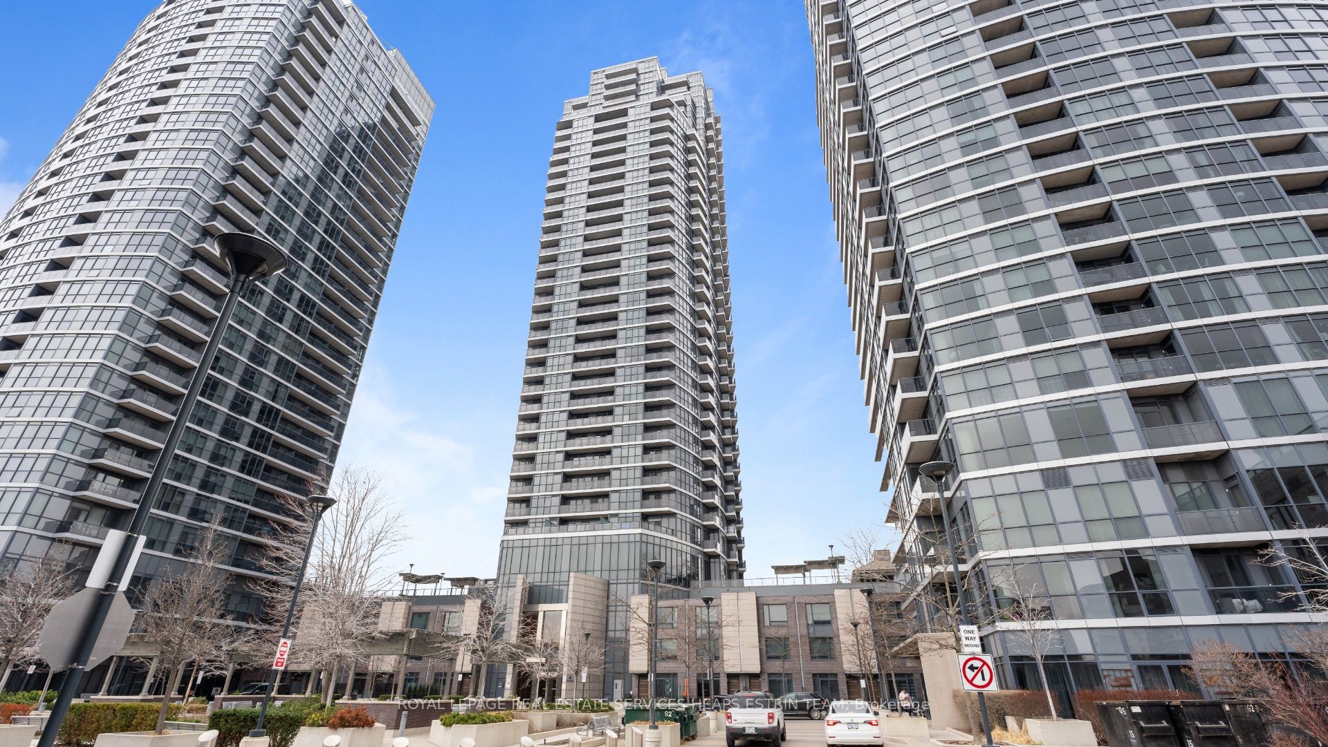 2607-5 Valhalla Inn Road, Toronto, ON, M9B 0B1
