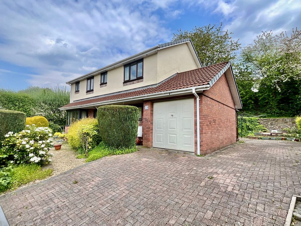 Additional image 15 of 4 bed detached house for saleVictoria Road, Fleur De Lis, Blackwood NP12