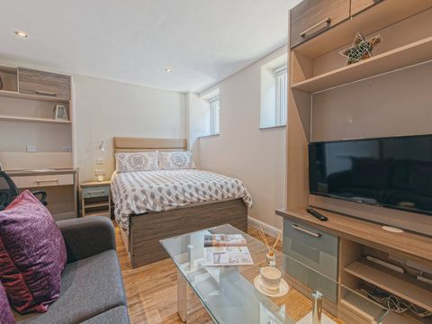 Apt 2, Eagle House #325174 M3, Studio to rent