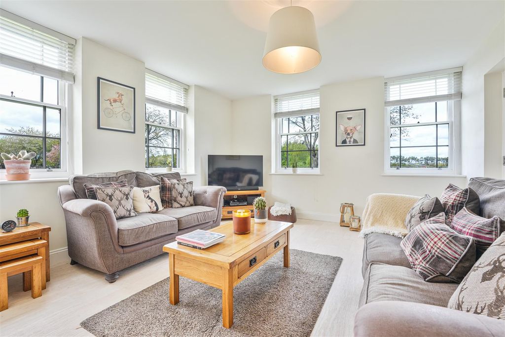 Additional image 5 of 3 bed terraced house for saleRobertson Drive, Lanark ML11