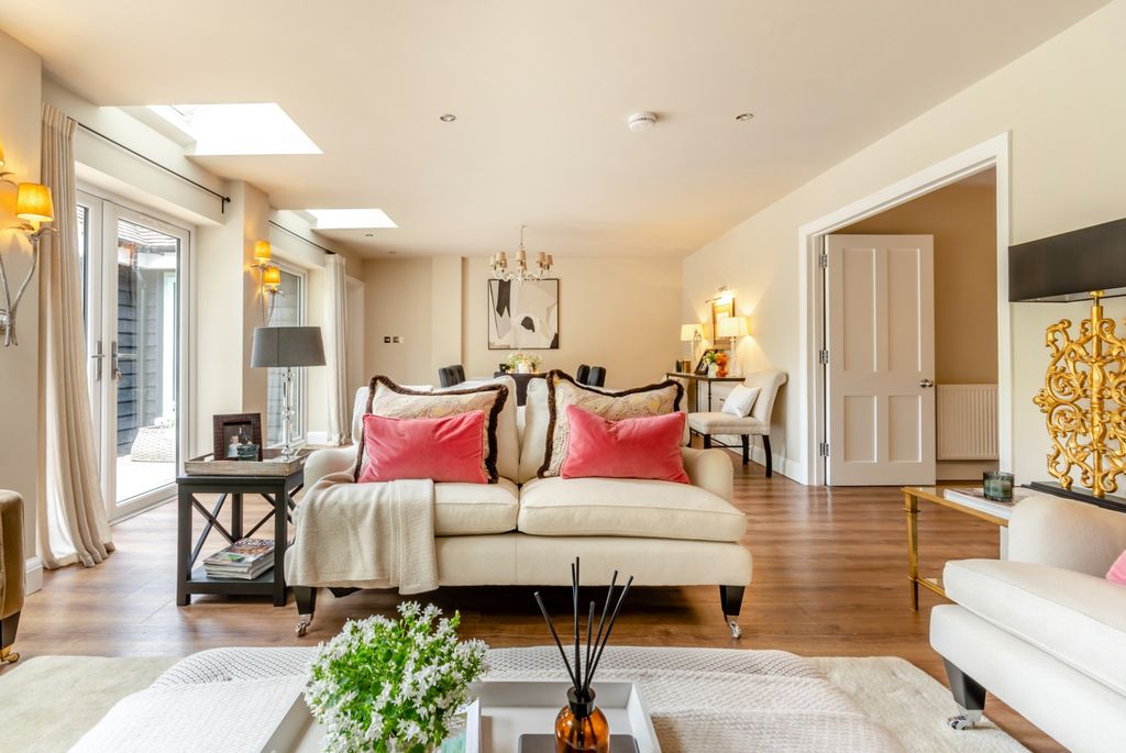 Additional image 11 of 5 bed detached house for saleWhite Lion Road, Amersham HP7