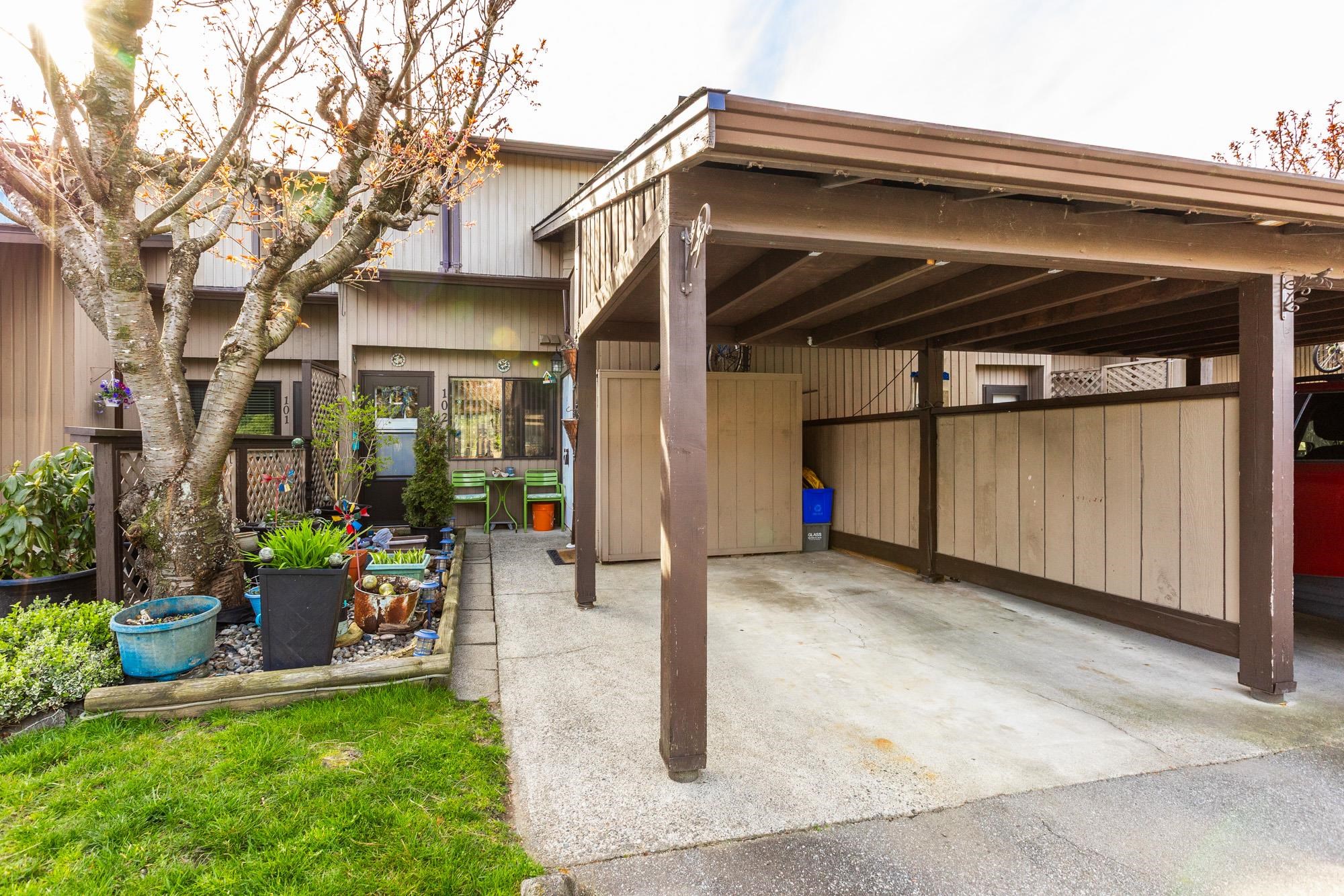 102-27044 32 Avenue, Langley, BC, V4W 3T1