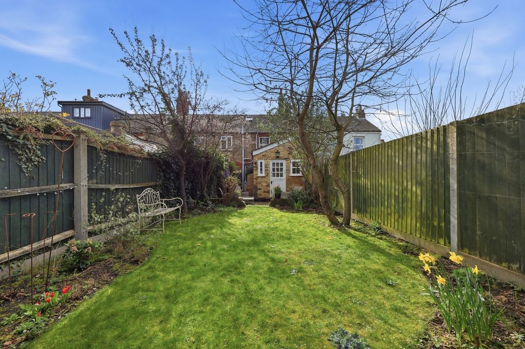 Additional image 4 of 3 bed property for saleSaffron Road, Biggleswade SG18