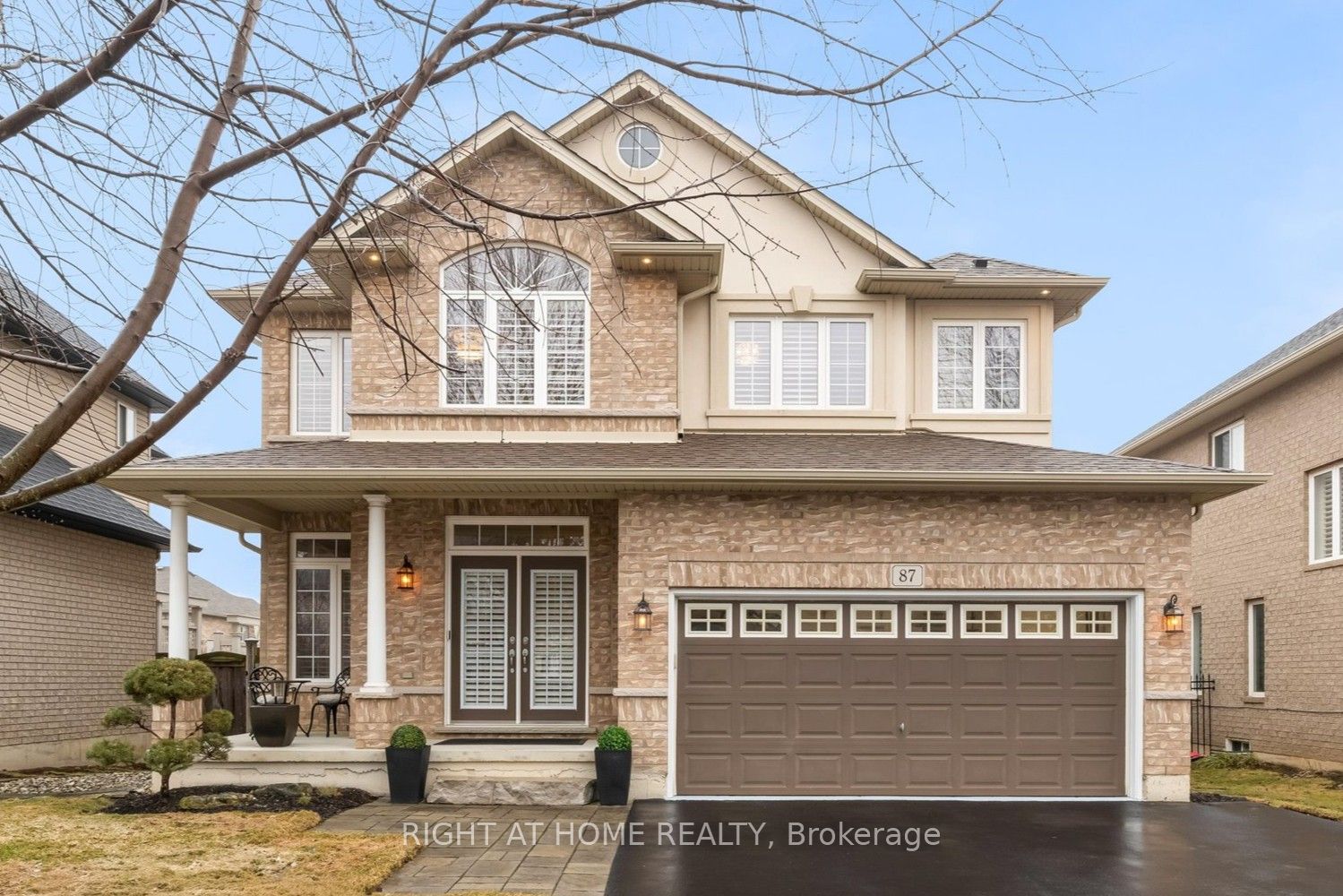 87 Newcombe Road, Hamilton, ON, L9H 0A6 photo 2