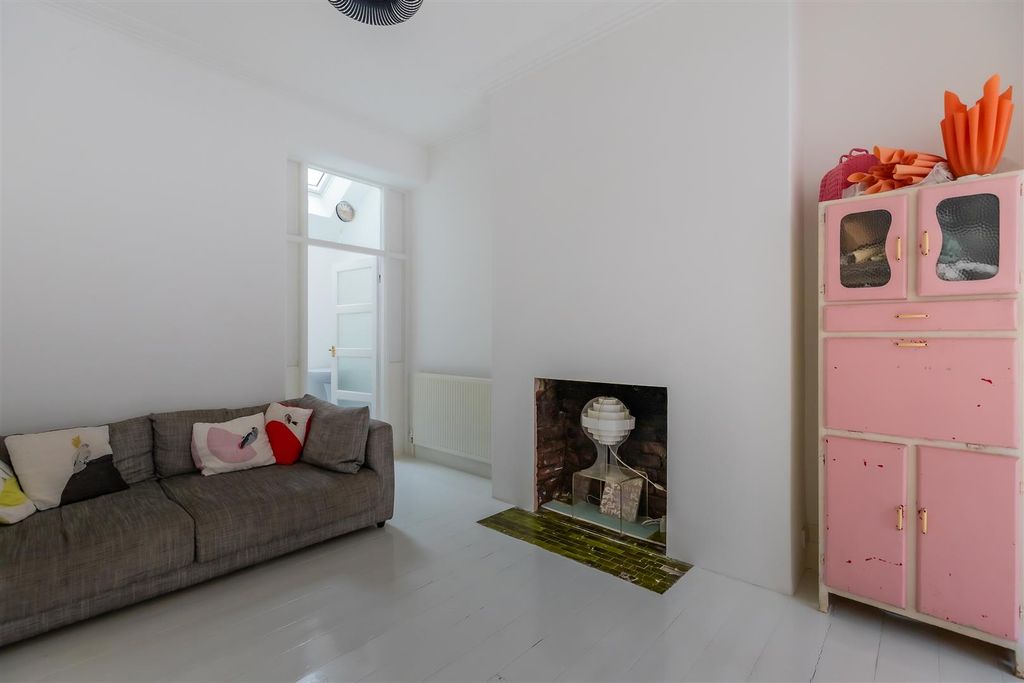 Additional image 10 of 4 bed terraced house for saleKelvin Road, Roath Park, Cardiff CF23