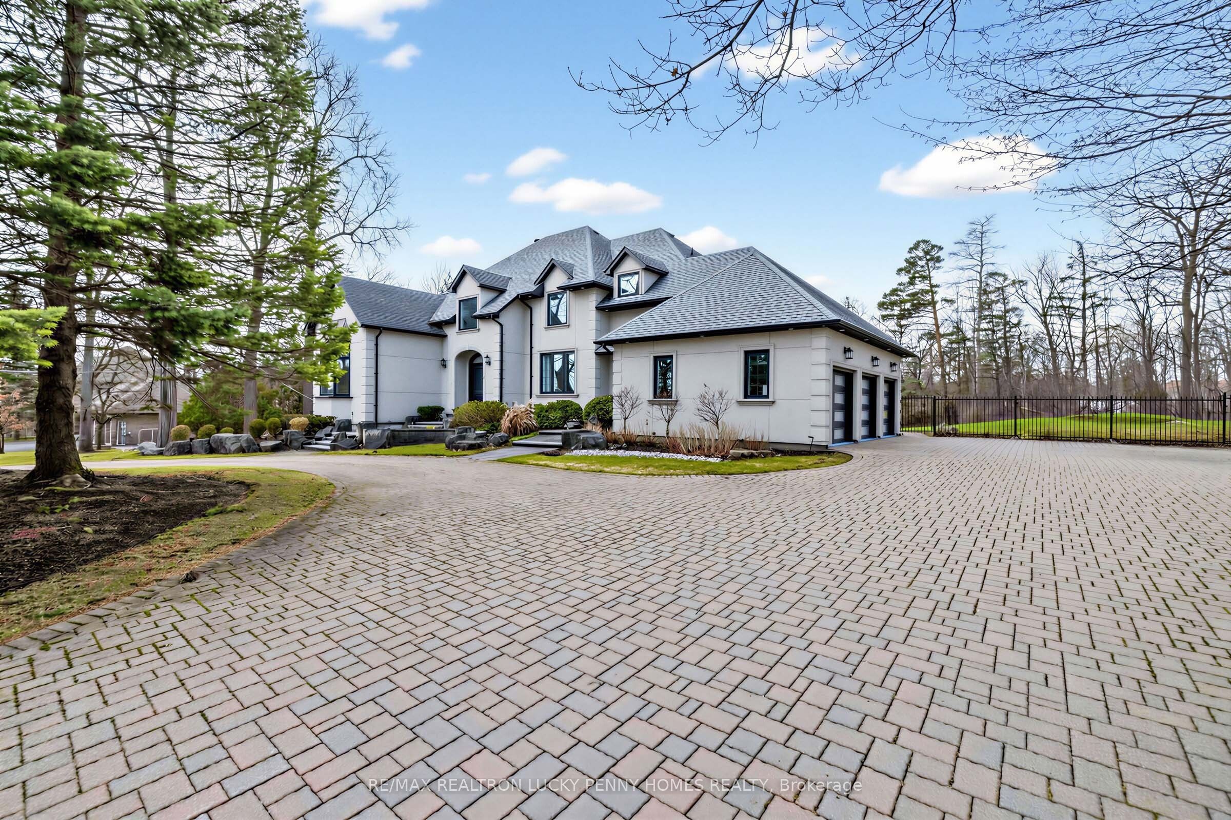 Additional image 2 of 18 Walnut Glen Place, Markham, ON, L6C 1A3
