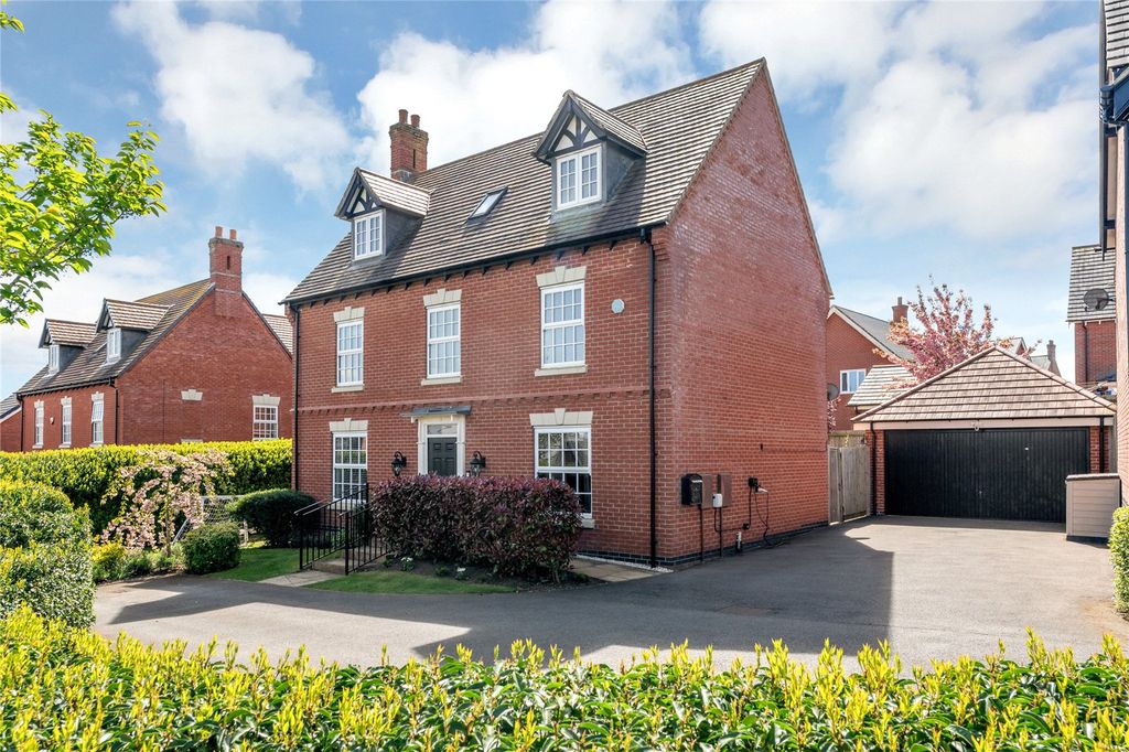 5 bed detached house for sale10 Meadow Hill Lane, Ashby-De-La-Zouch, Leicestershire LE65