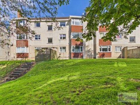 Falkland Drive, West Mains, East Kilbride G74