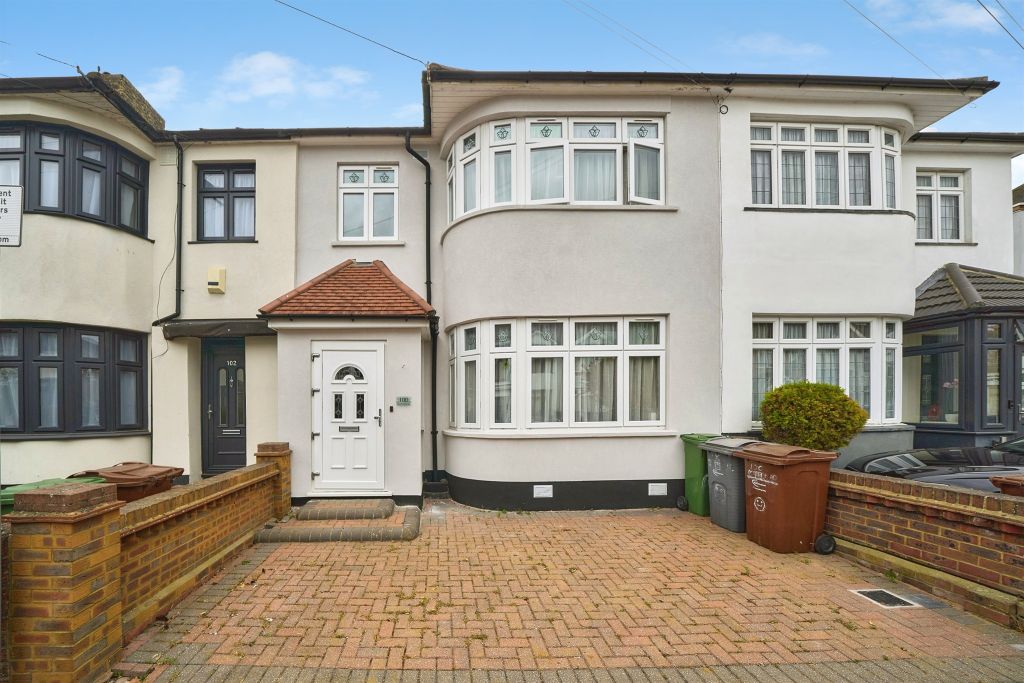 3 bed terraced house for saleDereham Road, Barking IG11