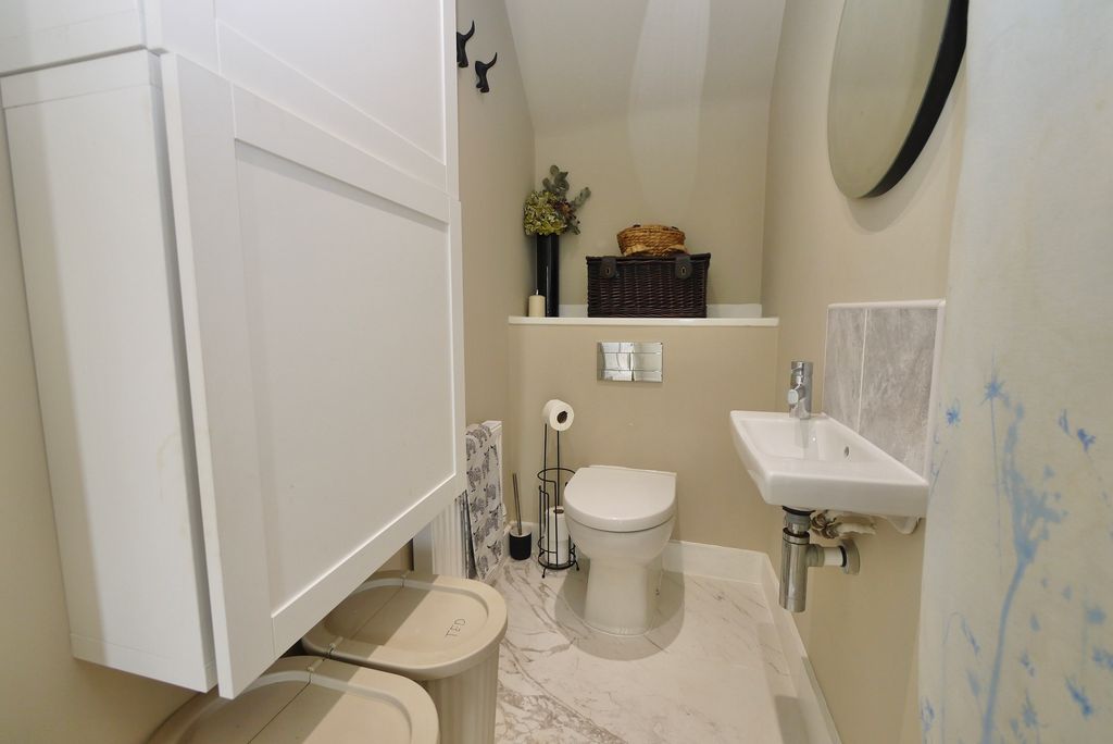 Additional image 11 of 3 bed detached house for saleSwan Road, Lakeside, Bessacarr DN4