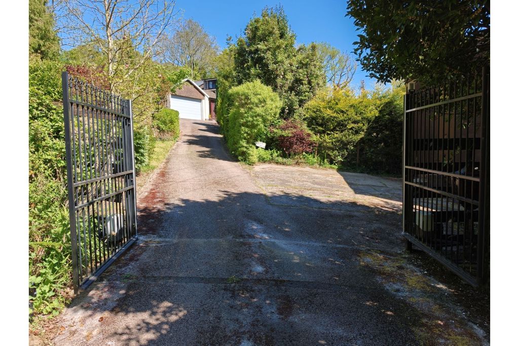 Additional image 3 of 5 bed detached house for saleHewelsfield, Lydney GL15