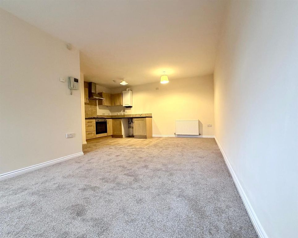 Additional image 6 of 2 bed flat for sale40 Henrietta Street, Ashton-Under-Lyne OL6