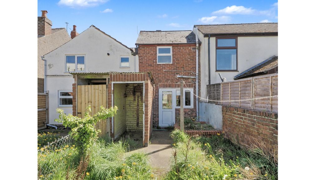 Additional image 8 of 1 bed property for sale23 Shaw Street, Riddings, Alfreton, Derbyshire DE55