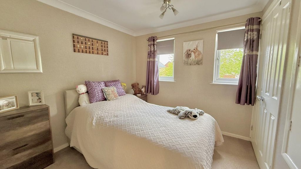Additional image 11 of 2 bed property for saleSeymour Road, Alcester B49