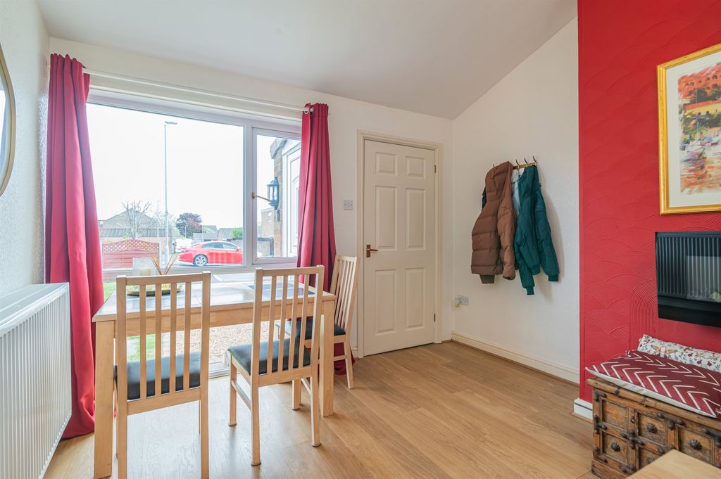 Additional image 4 of 2 bed bungalow for saleOak Close, Bulwark, Chepstow, Monmouthshire NP16