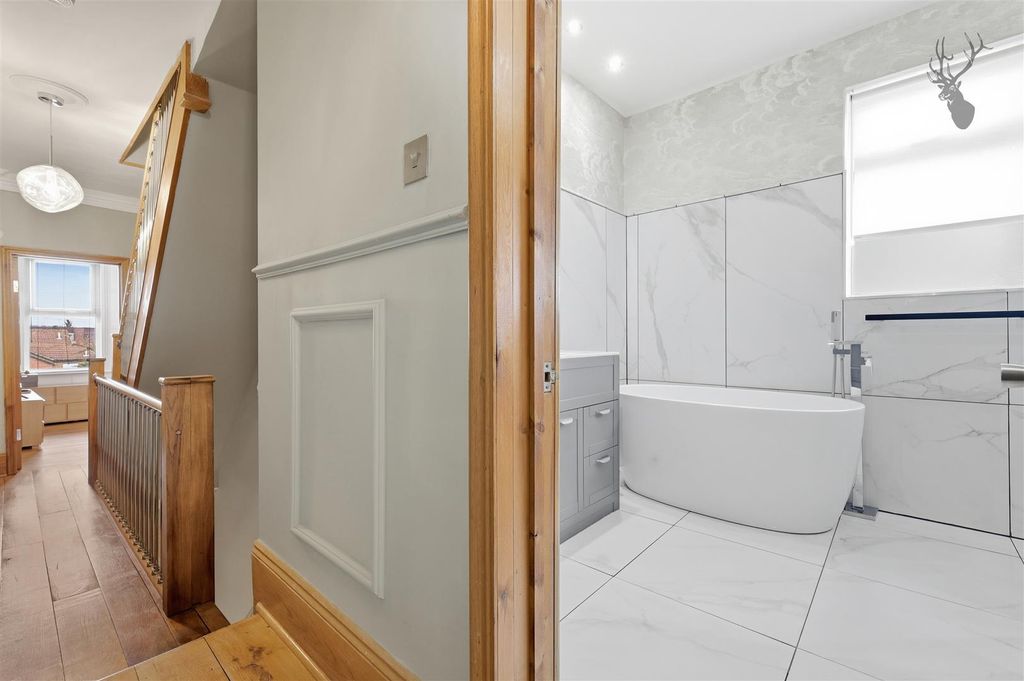 Additional image 22 of 5 bed semi-detached house for saleWestbury Lane, Buckhurst Hill IG9