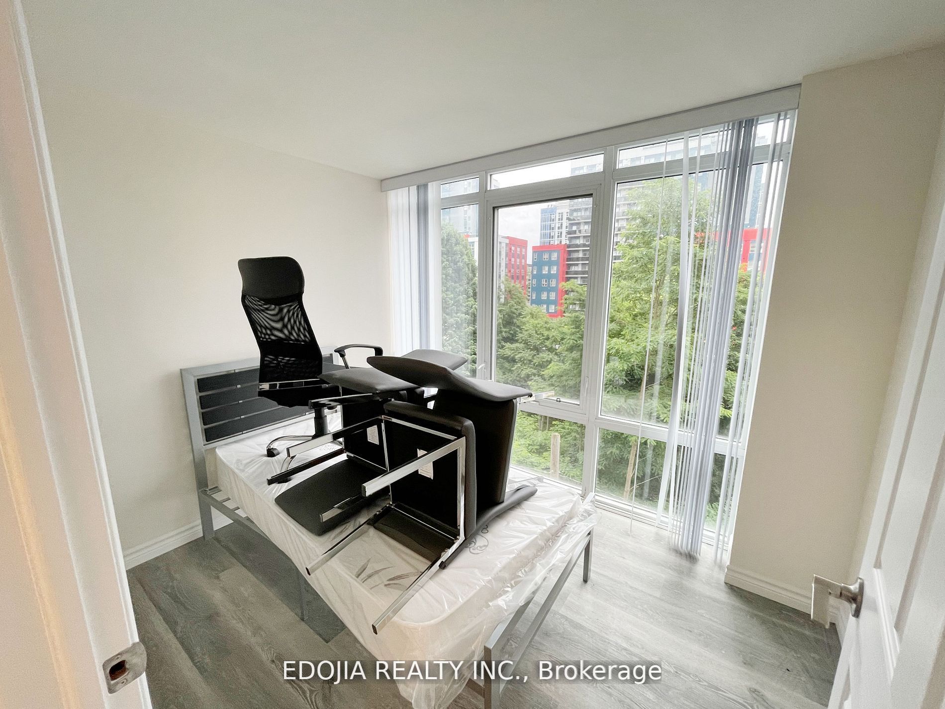 Additional image 5 of 608-246 Lester Street, Waterloo, ON, N2L 3W5