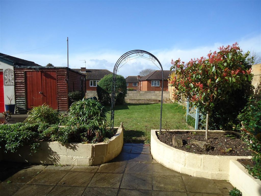 Additional image 4 of 3 bed semi-detached house for saleCae Mawr Road, Caldicot, Caldicot NP26