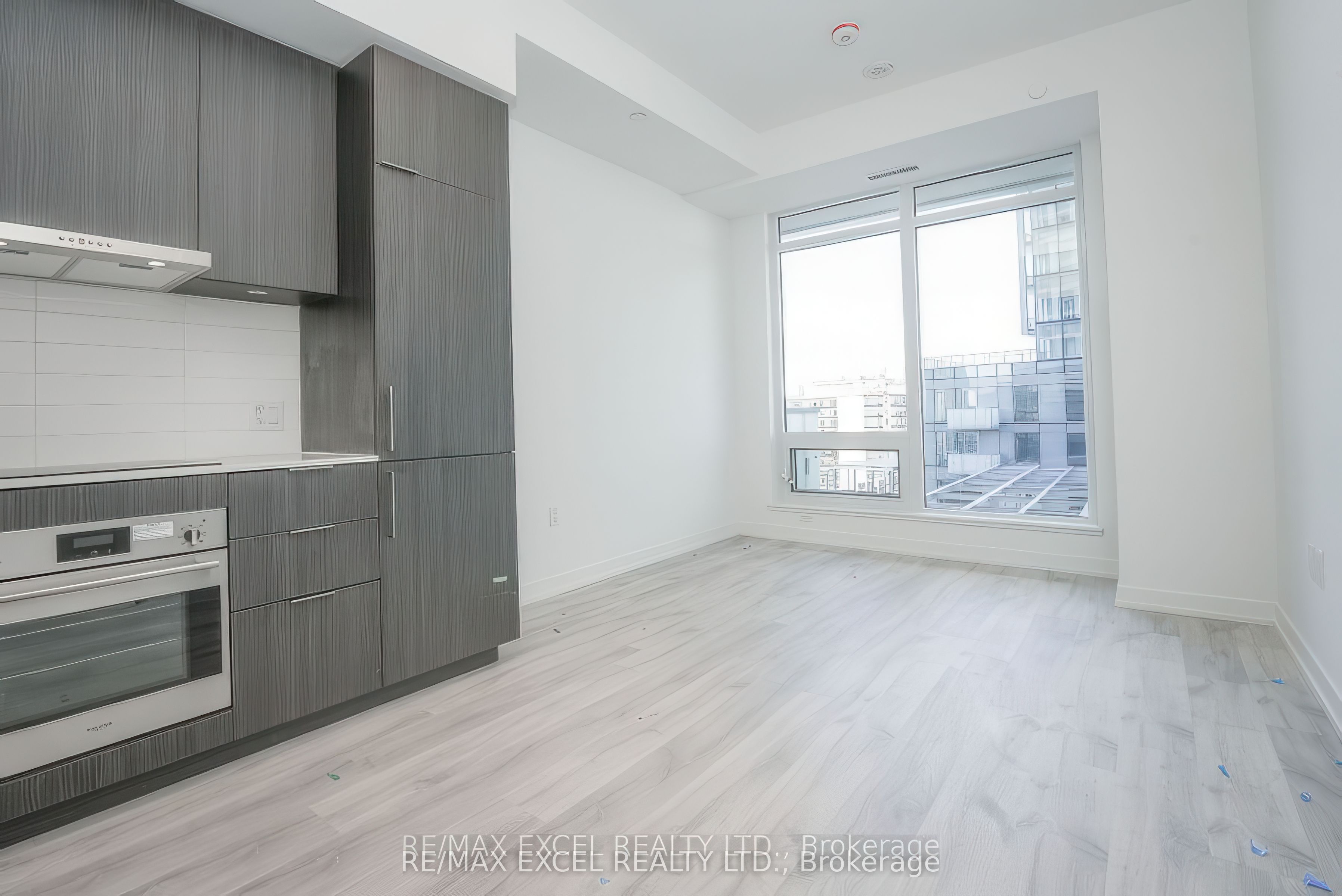 Additional image 2 of S1101-8 Olympic Garden Drive, Toronto, ON, M2M 0B9