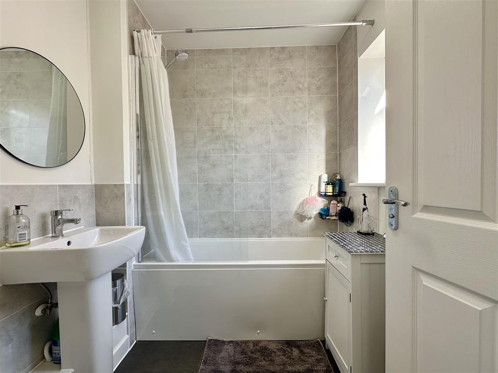 Additional image 12 of 1 bed flat for salePreston Hall Close, Bexhill TN39