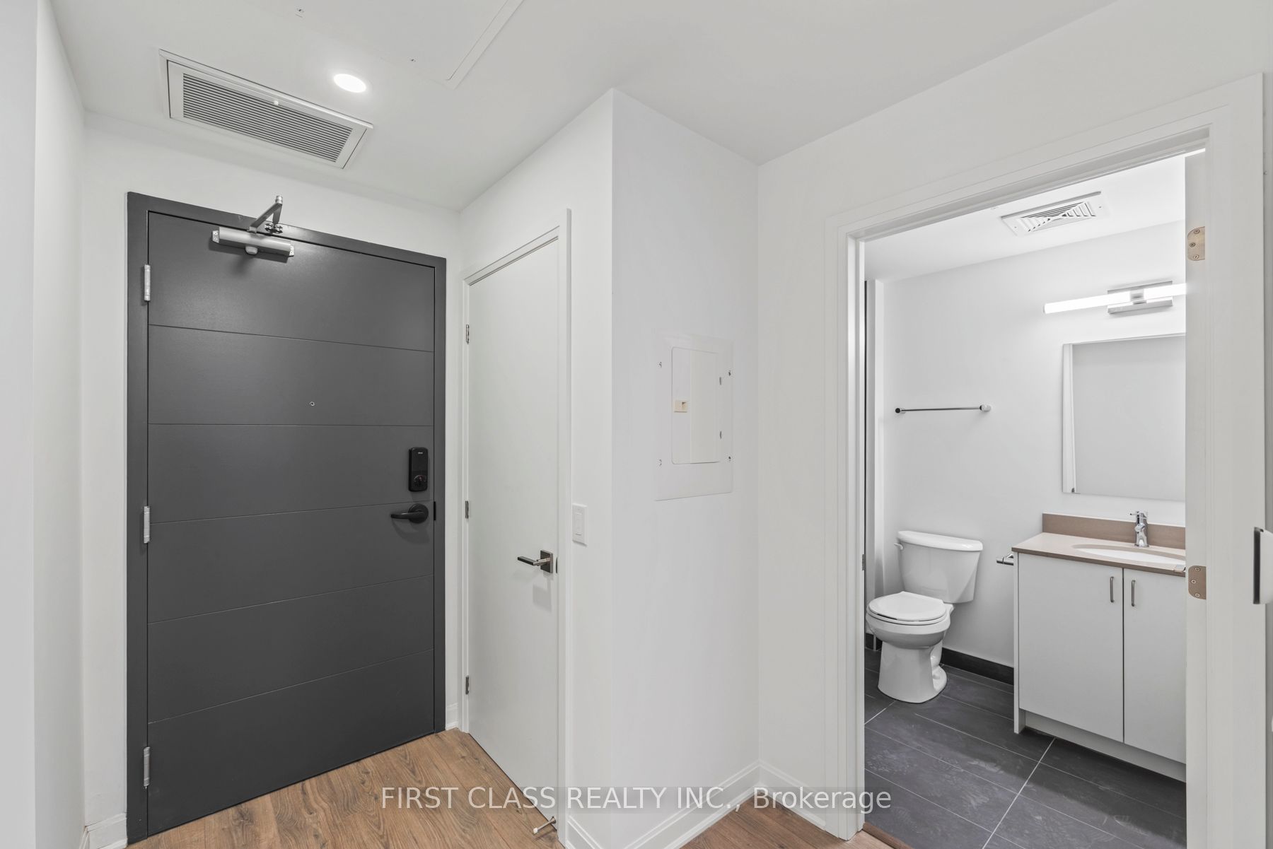 Additional image 5 of 403-223 Princess Street, Kingston, ON, K7L 1B3