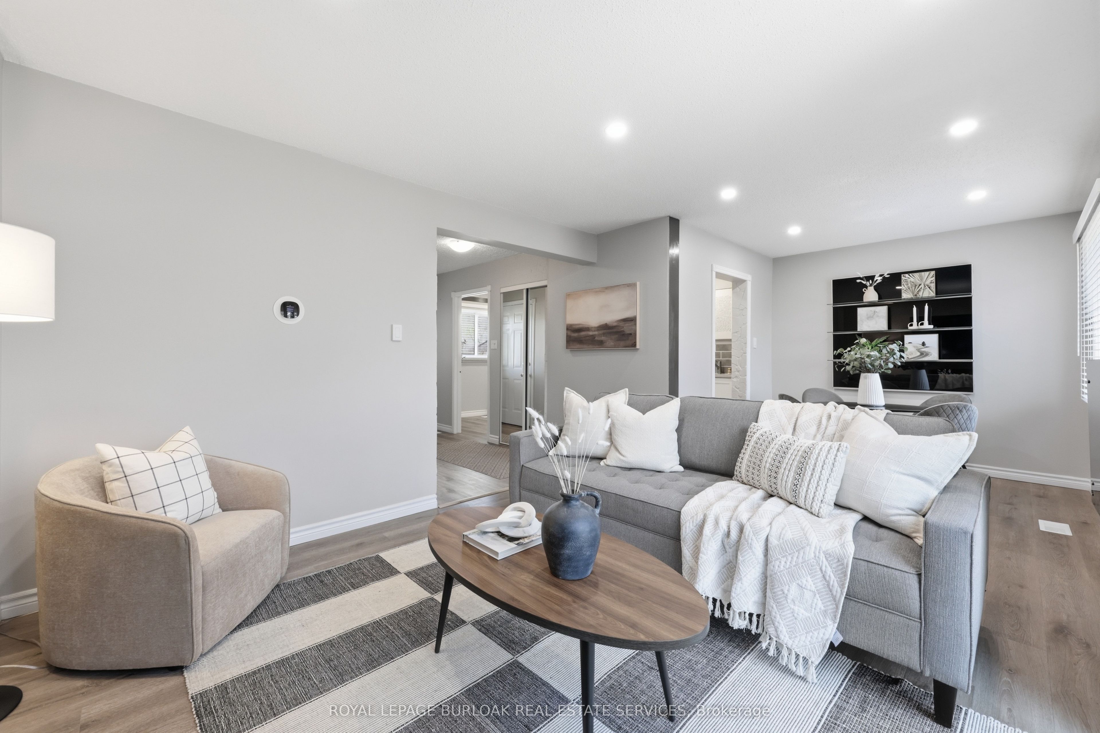 154-11 Queenslea Drive, Hamilton, ON, L8W 1T7