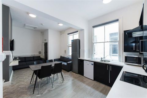 Flat C, Bridlesmith Walk NG1