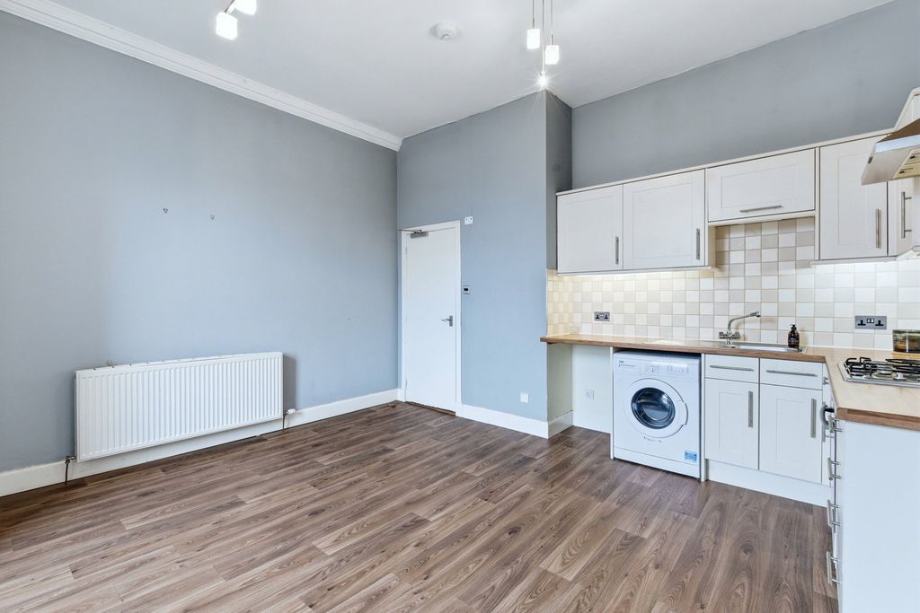 Additional image 9 of 2 bed flat for saleHigh Street, Kirriemuir DD8