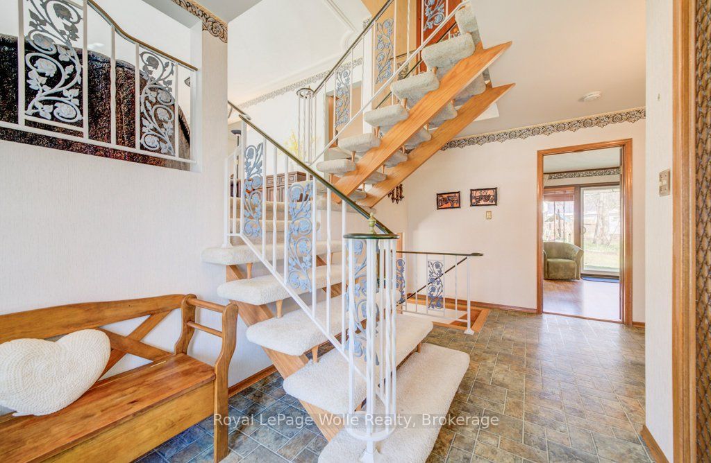 Additional image 6 of 564 Glen Manor Boulevard, Waterloo, ON, N2L 4T6