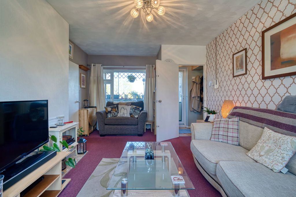 Additional image 3 of 2 bed flat for saleWye Crescent, Bettws, Newport NP20