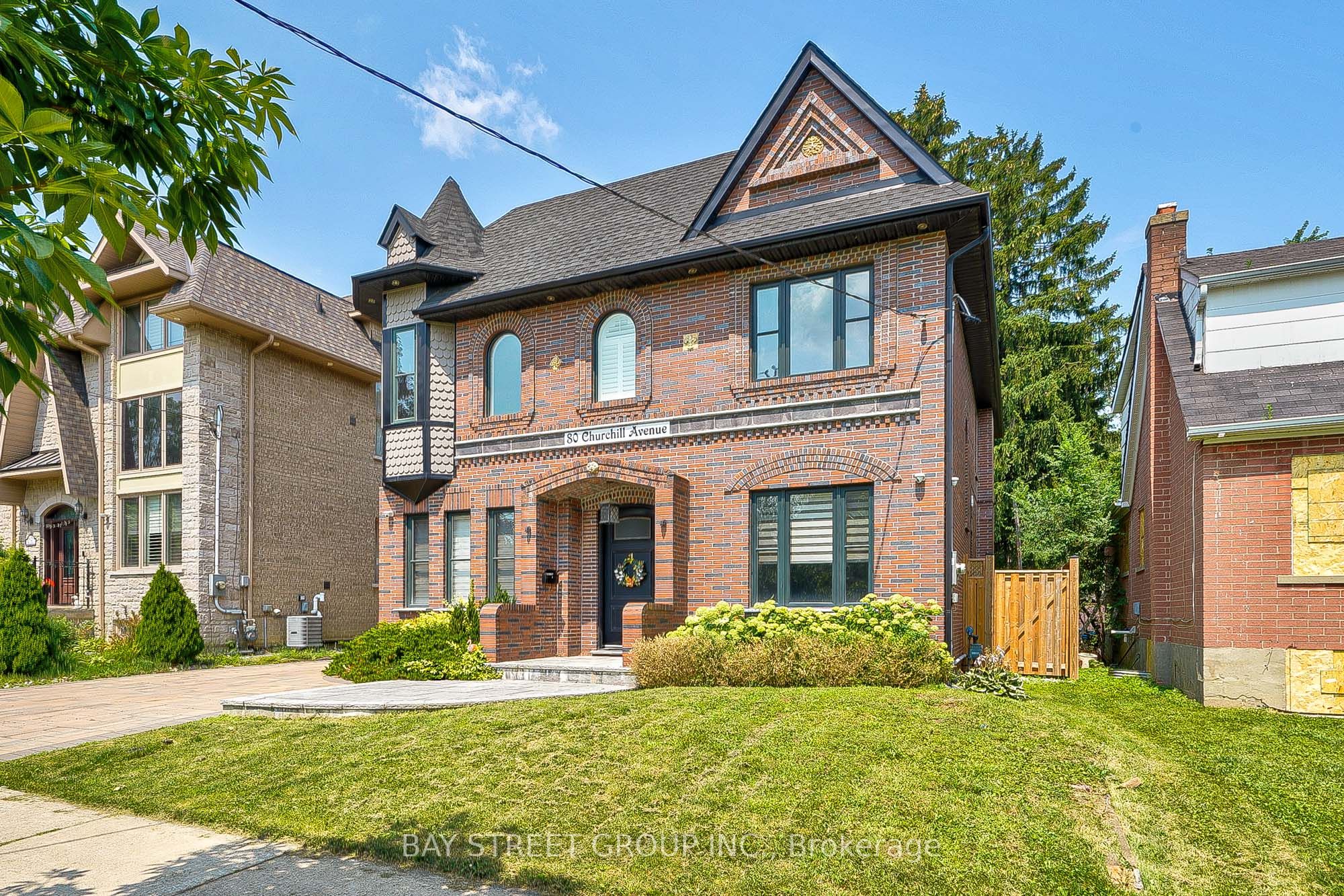 80 Churchill Avenue, Toronto, ON, M2N 1Y9